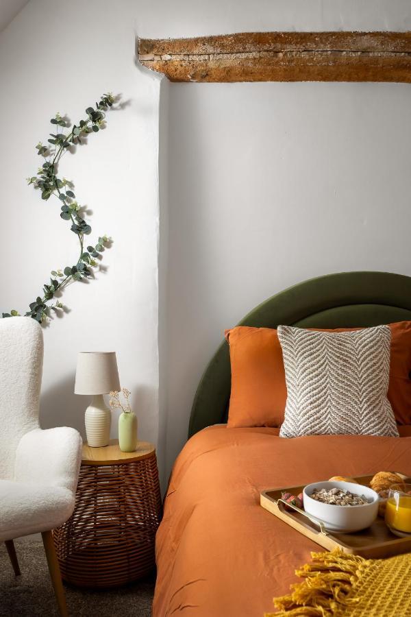 On The Wold Scandi Chic Authentic